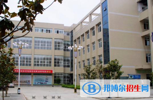 重慶2023年上什么中專學校