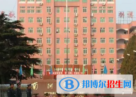 南陽(yáng)五中2022錄取分?jǐn)?shù)線 (2023參考)