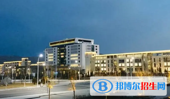 青海師范大學(xué)是不是雙一流大學(xué)嗎？