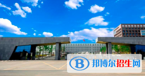 安康學(xué)院是不是雙一流大學(xué)嗎？