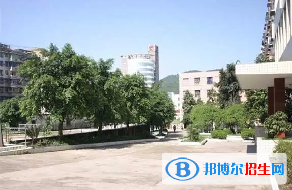 重慶2023年讀中專學(xué)校要分?jǐn)?shù)嗎