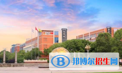 湖南信息學(xué)院是不是雙一流大學(xué)嗎？