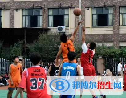 杭州2023年上中?？梢钥即髮W(xué)嗎