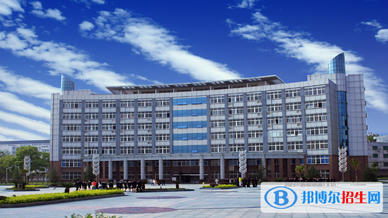 2022恩施土家族苗族自治州高職院校排名(校友會(huì))