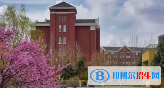 遼寧科技學(xué)院是不是雙一流大學(xué)？