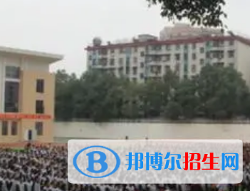 株洲市十三中、淥口區(qū)五中2022錄取分?jǐn)?shù)線 (2023參考)