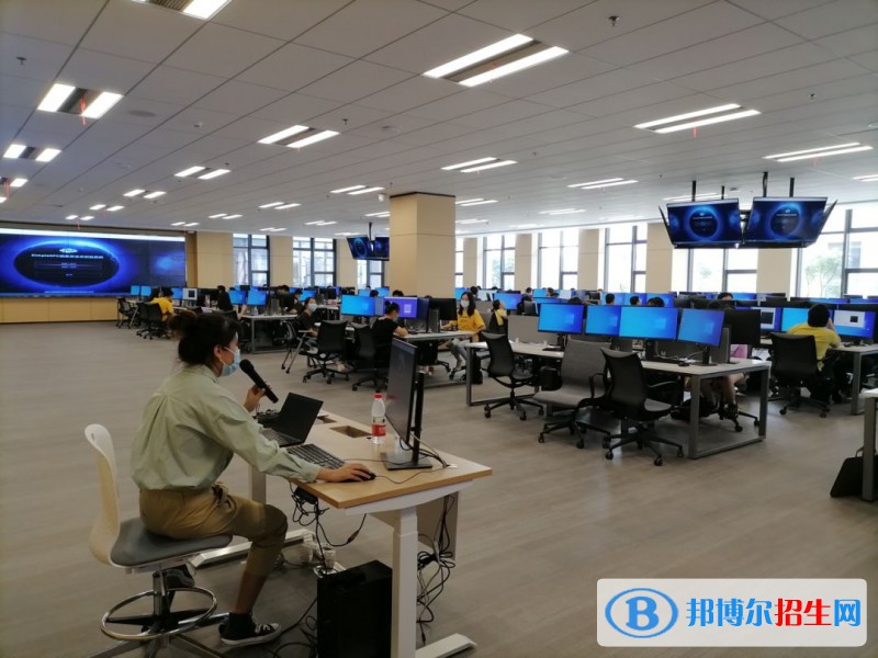 四川2023年讀計算機學校有什么專業(yè)