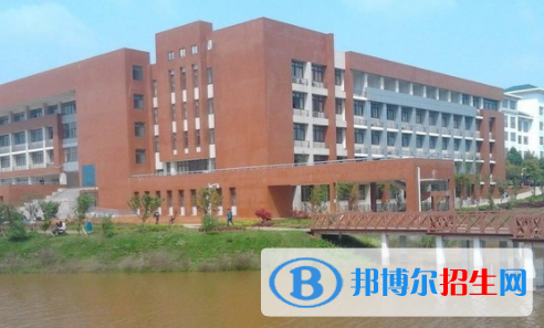 湖南工業(yè)大學(xué)科技學(xué)院是不是雙一流大學(xué)？