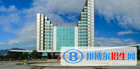 福建江夏學院是不是雙一流大學？