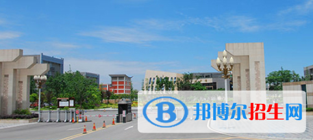 四川旅游學(xué)院是不是雙一流大學(xué)？