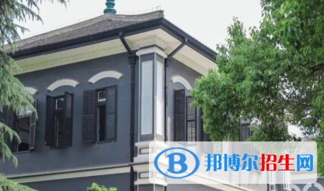湖南第一師范學(xué)院是不是雙一流大學(xué)？