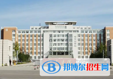 隴東學院是不是985大學?