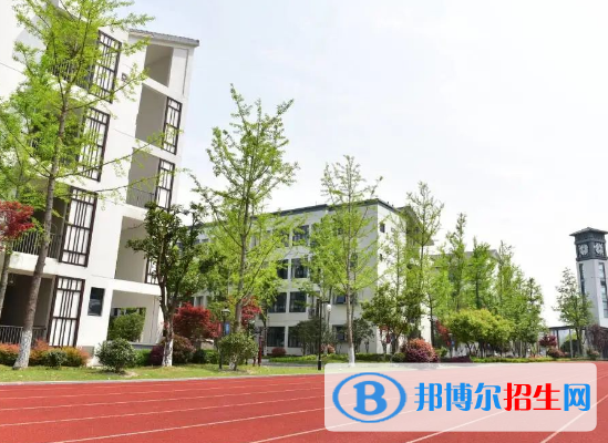 杭州2023年中專相當(dāng)于高中嗎
