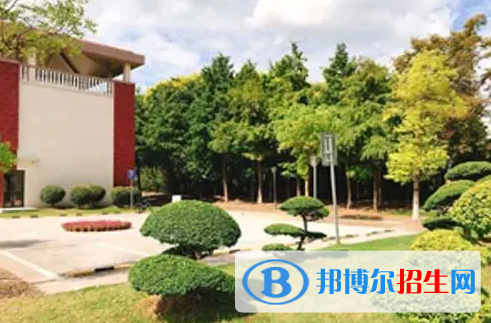 上海天華英澳美國際學?？孔V嗎2