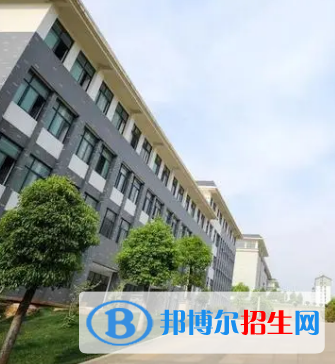 昆明城市學(xué)院是不是985大學(xué)?