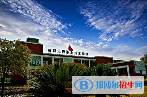 四川2023年女生讀什么計算機學(xué)校
