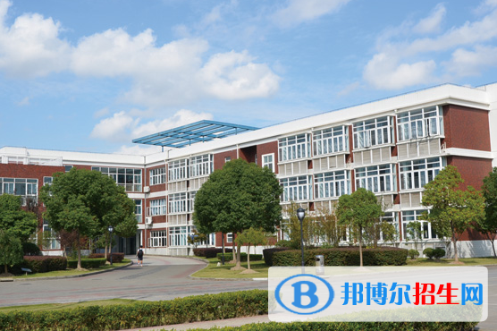 上海民辦中芯學(xué)校初中部2023年報(bào)名時間