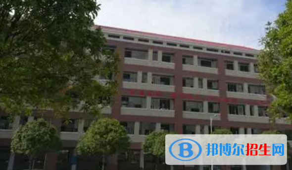 岳陽市君山區(qū)中考2022錄取分?jǐn)?shù)線