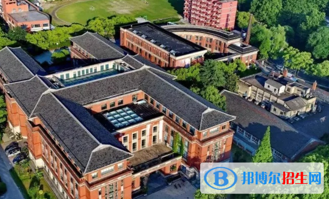 上海美國國際學校初中部2023年入學條件2