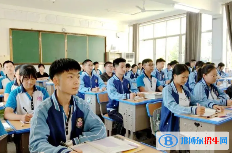 興山中考2022錄取分?jǐn)?shù)線（2023參考）