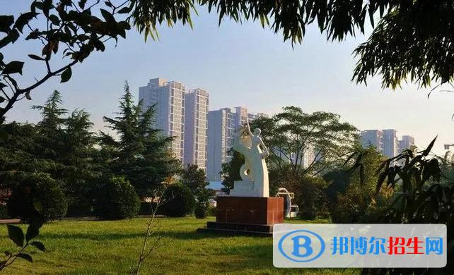 滎陽高中錄取分?jǐn)?shù)線(2022滎陽高中)