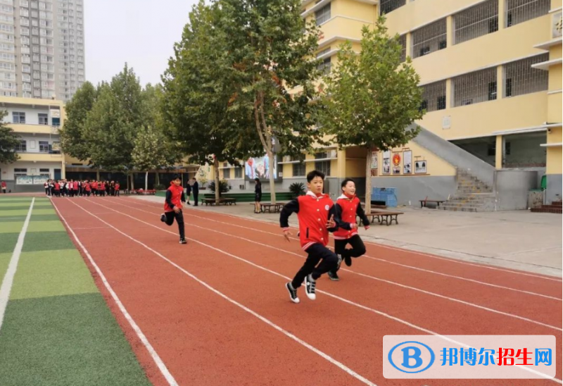 伊川縣東城高中錄取分?jǐn)?shù)線(2022伊川縣東城高中)