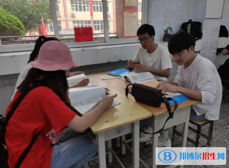 汝州市萬(wàn)基高中、朝陽(yáng)高中錄取分?jǐn)?shù)線(2022汝州市萬(wàn)基高中、朝陽(yáng)高中)