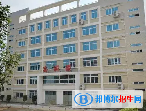 福建建筑學(xué)校2023年學(xué)費(fèi)、收費(fèi)多少