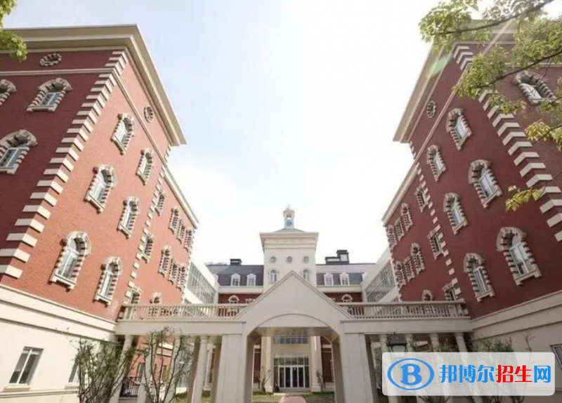 上?；蒽`頓國際學校初中部2023年入學條件2