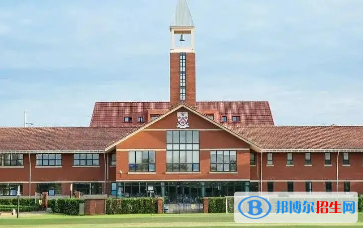 上?；蒽`頓國際學校初中部2023年學費標準2