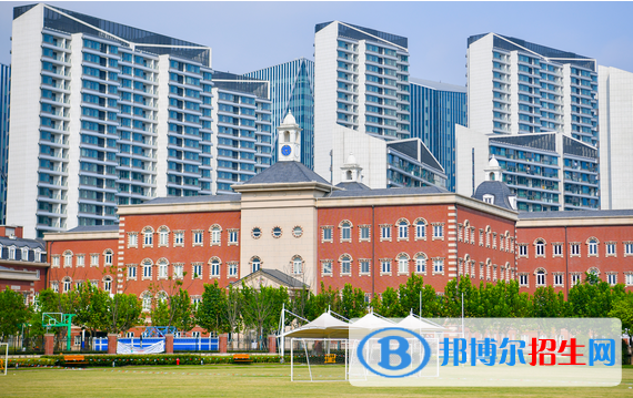 上?；蒽`頓國際學校初中部2023年課程體系