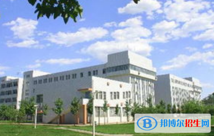 河北經(jīng)貿(mào)大學(xué)經(jīng)濟(jì)管理學(xué)院是不是雙一流大學(xué)？ 