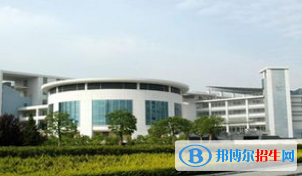 合肥師范學(xué)院是不是雙一流大學(xué)？
