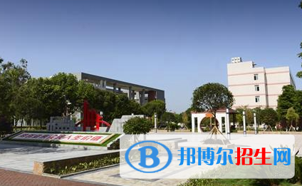 成都市溫江區(qū)燎原職業(yè)技術(shù)學(xué)校2023年招生簡(jiǎn)章