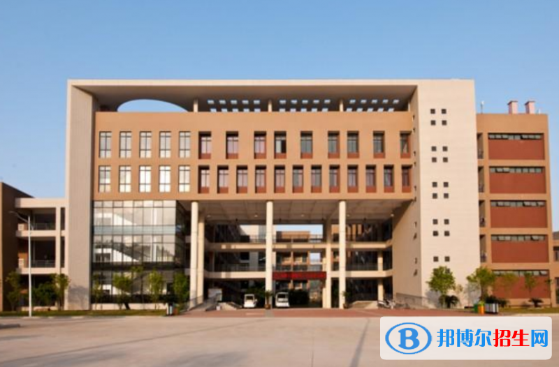福建商學(xué)院是幾本？是985和211嗎？