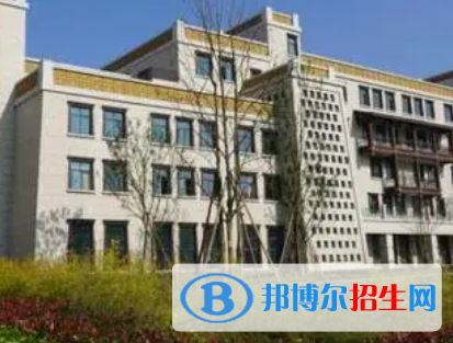 綿陽泛美飛行職業(yè)技術(shù)學(xué)校2023年學(xué)費(fèi)、收費(fèi)多少
