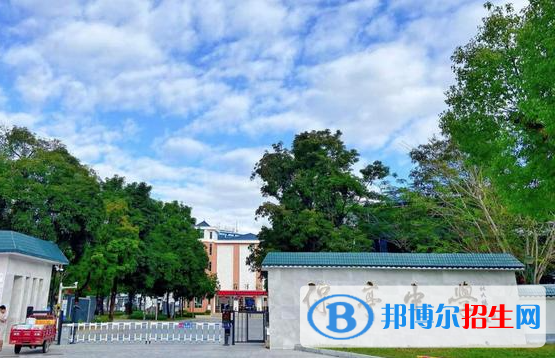 保亭縣保亭中學2023年怎么樣、好不好