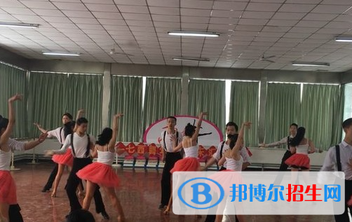 西安舞蹈職業(yè)學(xué)校2023年有哪些專業(yè)