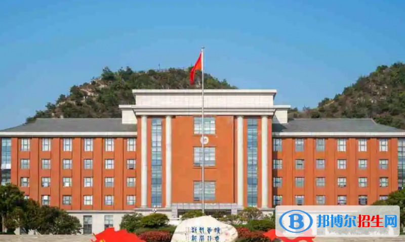 貴州理工學院是幾本？是985和211嗎？