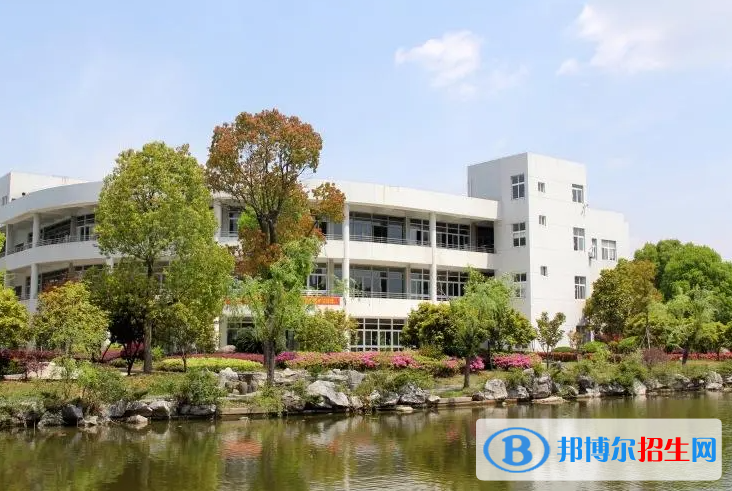 臺州市黃巖中學(xué)2022錄取分?jǐn)?shù)線（2023參考）