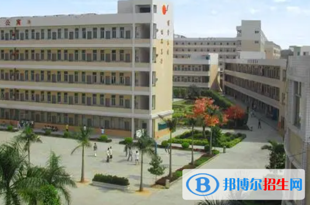 廣東省國防科技技師學院地址在哪里，哪個地區(qū)，哪個城市?