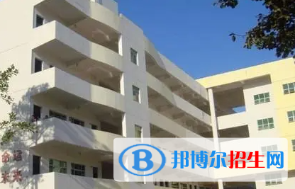達(dá)州華南理工職業(yè)技術(shù)學(xué)校地址在哪里，哪個(gè)地區(qū)，哪個(gè)城市?