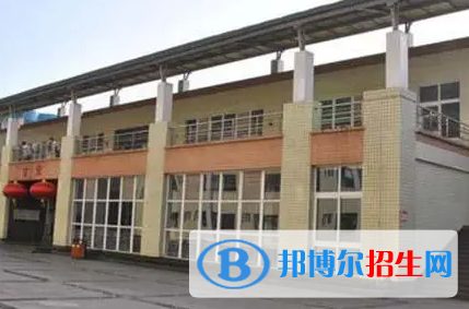 2023成都圣亞技工學校招生簡章