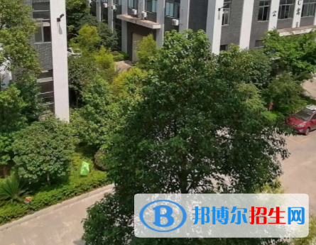 2023成都光華技工學(xué)校招生計劃 招生人數(shù)是多少(附要求、條件、對象)