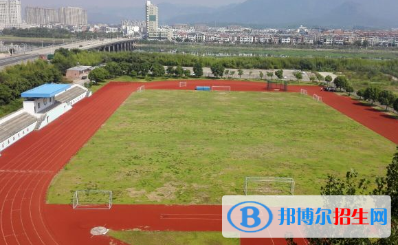 天臺文武職業(yè)技術學校地址在哪里，哪個地區(qū)，哪個城市?