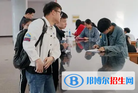 高考滿分作文:生命的樂(lè)章（3篇）