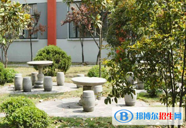 高考滿(mǎn)分作文：真正的風(fēng)采（3篇）