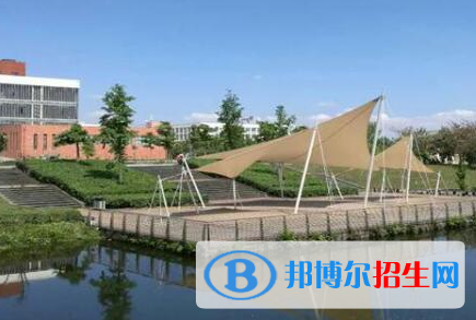 四川水利水電技師學院地址在哪里，哪個地區(qū)，哪個城市?
