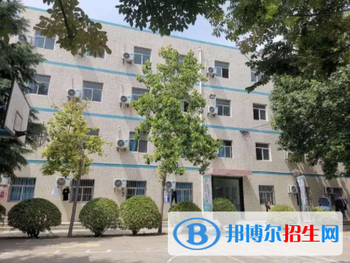 2023楊凌師范學(xué)校多少錢(學(xué)費(fèi)明細(xì))