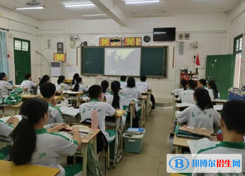2023瓊海市嘉積第三中學(xué)招生計劃 招生人數(shù)是多少(附要求、條件、對象)